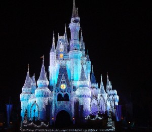 Disney_Orlando_castle_at_night